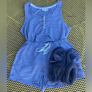 Anne Klein Grey Pajama Set, Shorts w/ Shirt